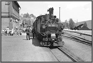 99 1561 mit P 14287 in J�hstadt