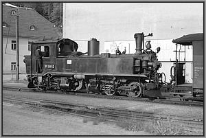 99 1561 mit P 14294 in Niederschmiedeberg