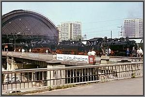 Lokzug nach Decin in Dresden Hbf