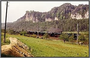 Lokzug nach Decin in Kurort Rathen