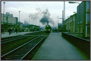 41 1055 mit P 6454 in Magdeburg Hbf