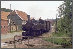 99 5906 mit Gmp 69714 aus Gernrode in Stra�berg