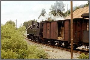 99 5906 mit Gmp 69714 aus Gernrode in Stra�berg