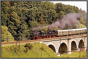 38 205 und 74 1230 vor Gro�sch�nau