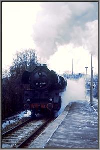 41 1182 h�lt mit P 5014 in Jena Paradies