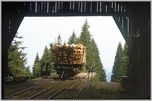 beladener Truck in Siclau