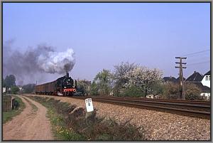 38 1182 mit Po 2606 hinter Neustadt (Orla)