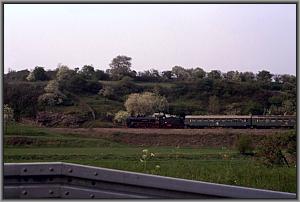38 1182 mit P 8019 zwischen Unterwellenborn und Saalfeld