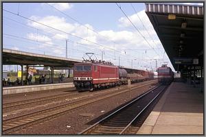 155 157 mit G�terzug Richtung Seddin in Flughafen Berlin-Sch�nefeld