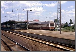 143 852 startet mit N 4445 nach W�nsdorf in Flughafen Berlin Sch�nefeld