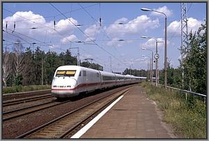 ICE 694 'Ricarda Huch' aus M�nchen in Genshagener Heide