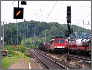 Zum Vergrößern auf das Bild klicken! Dort können Sie auch blättern und die Bildunterschriften lesen! 155 142 in Köln West