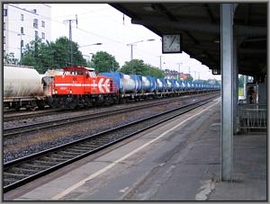 Zum Vergrößern auf das Bild klicken! Dort können Sie auch blättern und die Bildunterschriften lesen! HKG-DE 81 in Köln West