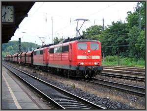 Zum Vergrößern auf das Bild klicken! Dort können Sie auch blättern und die Bildunterschriften lesen! 151 162 + 152 112 in Köln West