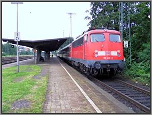 Zum Vergrößern auf das Bild klicken! Dort können Sie auch blättern und die Bildunterschriften lesen! 110 413 in Köln West