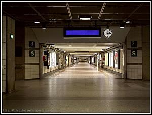 Bahnsteigtunnel in N�rnberg Hbf