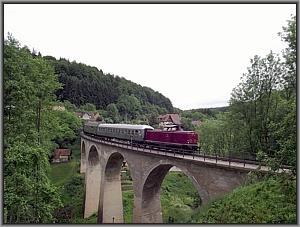 Zum Vergrößern auf das Bild klicken! Dort können Sie auch blättern und die Bildunterschriften lesen!