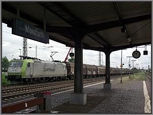 Captrain-185 541 mit DGS 47080 in Mainz-Mombach