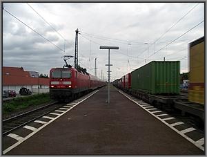 143 009 erreicht mit RB-D 13584 in Gau Algesheim