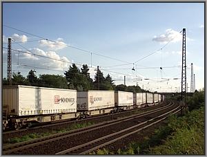 189 060 verl��t mit KT 42149 nach Italien den Bahnhof Wiederitzsch