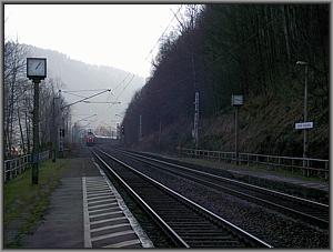 180 008 mit GA 47302 in Schmilka-Hirschmühle