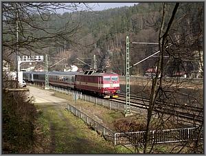 CD-371 004 mit EC 175 in Schöna