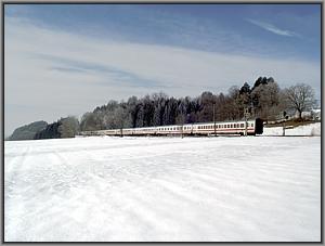 101 083 mit EC 114 zwischen Prien und Bad Endorf
