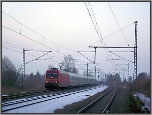 101 073 mit EC 219 in Osterm�nchen