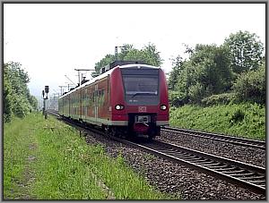 Zum Vergrößern auf das Bild klicken! Dort können Sie auch blättern und die Bildunterschriften lesen! 425 149 mit RB 15278 bei Hösbach