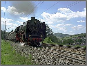 Zum Vergrößern auf das Bild klicken! Dort können Sie auch blättern und die Bildunterschriften lesen! 01 118 mit DPN 25592 zwischen Laufach und Heigenbrücken West