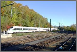 Zum Vergrößern auf das Bild klicken! Dort können Sie auch blättern und die Bildunterschriften lesen! BR 411 in Schlüchtern
