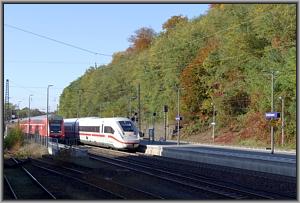 Zum Vergrößern auf das Bild klicken! Dort können Sie auch blättern und die Bildunterschriften lesen! 412 020 in Schlüchtern