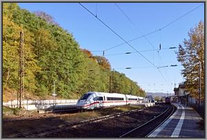 Zum Vergrößern auf das Bild klicken! Dort können Sie auch blättern und die Bildunterschriften lesen! 412 033 in Schlüchtern