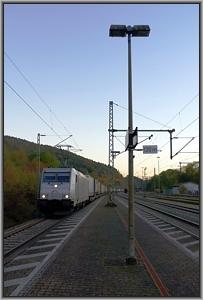 Zum Vergrößern auf das Bild klicken! Dort können Sie auch blättern und die Bildunterschriften lesen! 185 417 in Burgsinn